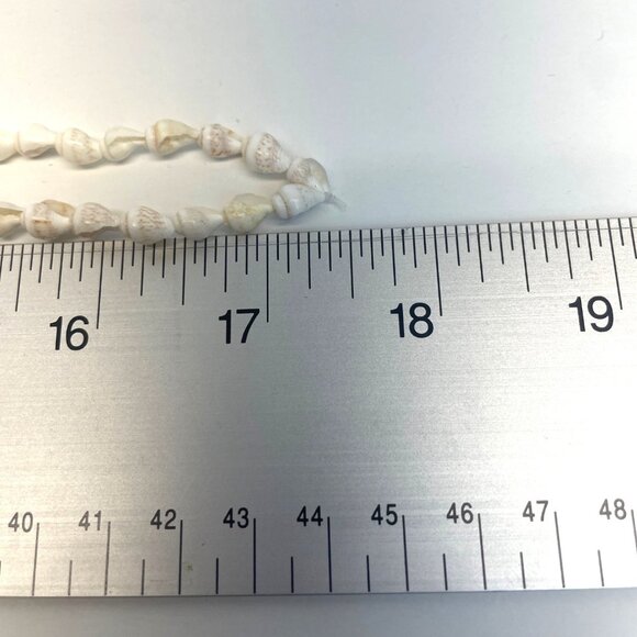 Handmade Made in Phillipines Sea Shell Boho Necklace - 34in - Picture 4 of 6